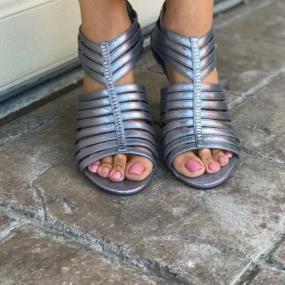 Metallic Silver Kitten Heel Caged Peep Toe Sandals - Picture 5 of 8